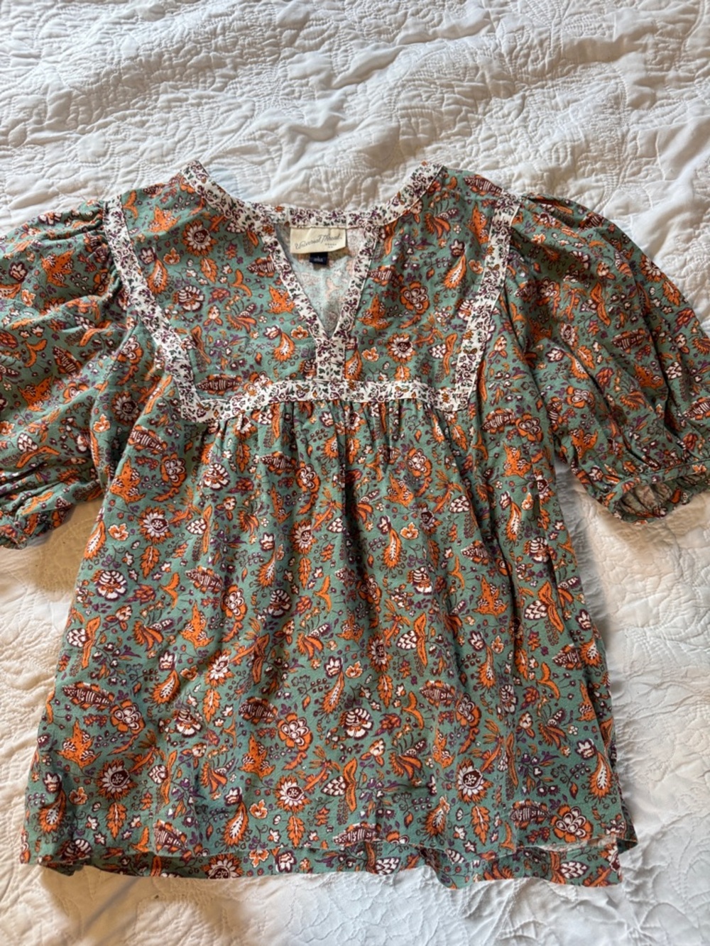 Universal Thread Floral Print Top — Cream, Green & Rust